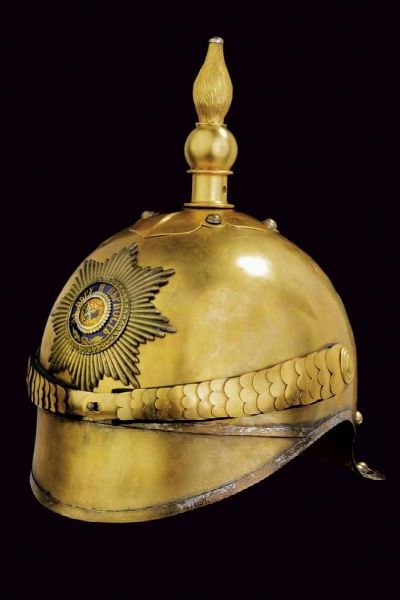 Elmo da servizio per ufficiale del reggimento Garde Du Corps, epoca Marija Fedorovna  - Asta Rare Armi Antiche e Armature da Tutto il Mondo - Associazione Nazionale - Case d'Asta italiane