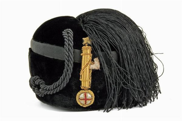 Fez - Colbacco da ufficiale medico Mod. 1938  - Asta Rare Armi Antiche e Armature da Tutto il Mondo - Associazione Nazionale - Case d'Asta italiane
