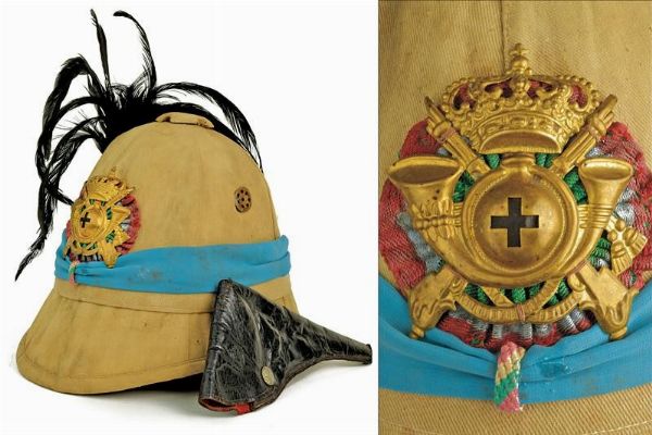 Casco coloniale da ufficiale dei cacciatori d'Africa  - Asta Rare Armi Antiche e Armature da Tutto il Mondo - Associazione Nazionale - Case d'Asta italiane