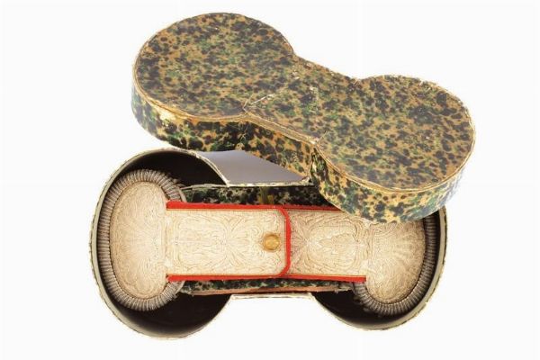 Paio di spalline da ufficiale  - Asta Rare Armi Antiche e Armature da Tutto il Mondo - Associazione Nazionale - Case d'Asta italiane