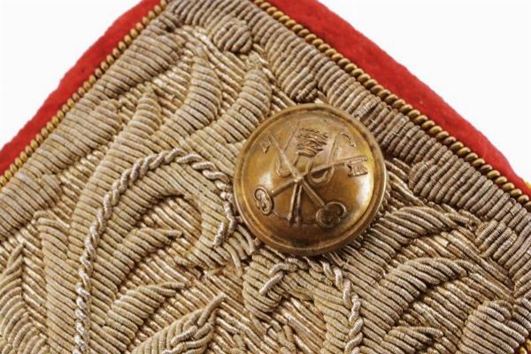 Paio di spalline da ufficiale  - Asta Rare Armi Antiche e Armature da Tutto il Mondo - Associazione Nazionale - Case d'Asta italiane