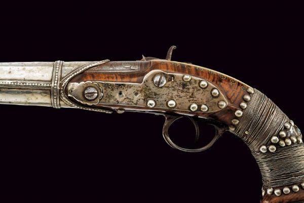 Interessante pistola ridotta a luminello della guardia di un Sultano  - Asta Rare Armi Antiche e Armature da Tutto il Mondo - Associazione Nazionale - Case d'Asta italiane