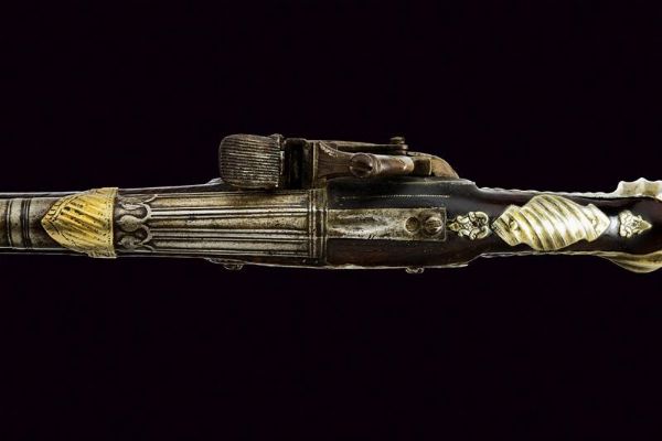 Interessante pistola alla morlacca a pietra focaia  - Asta Rare Armi Antiche e Armature da Tutto il Mondo - Associazione Nazionale - Case d'Asta italiane