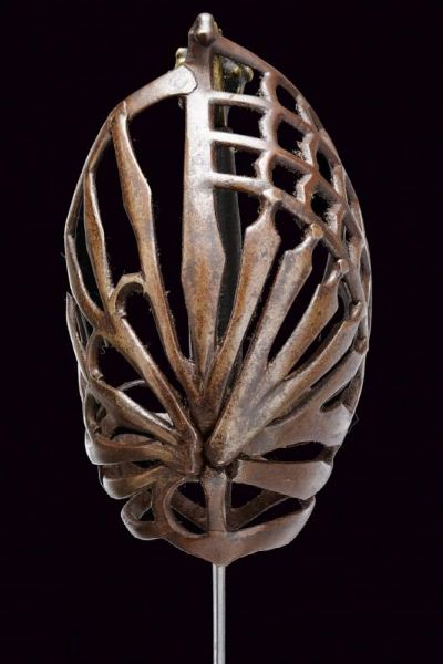 Interessante schiavona  - Asta Rare Armi Antiche e Armature da Tutto il Mondo - Associazione Nazionale - Case d'Asta italiane