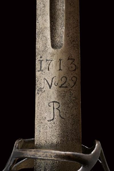 Bellissima schiavona da ufficiale  - Asta Rare Armi Antiche e Armature da Tutto il Mondo - Associazione Nazionale - Case d'Asta italiane