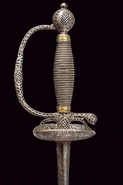 Spadino con impugnatura in argento traforato  - Asta Rare Armi Antiche e Armature da Tutto il Mondo - Associazione Nazionale - Case d'Asta italiane