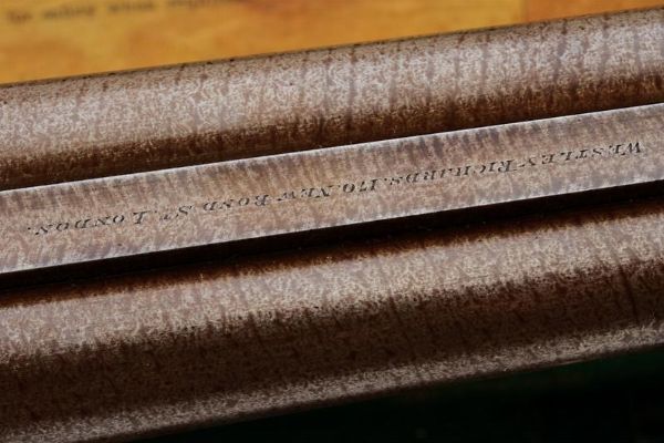 Doppietta a cani esterni di Westley Richards in cassetta  - Asta Rare Armi Antiche e Armature da Tutto il Mondo - Associazione Nazionale - Case d'Asta italiane