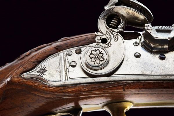 Elegante paio di pistole alla fiorentina da viaggio de Il Corsini  - Asta Rare Armi Antiche e Armature da Tutto il Mondo - Associazione Nazionale - Case d'Asta italiane