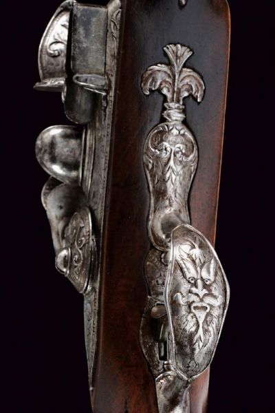 Interessante paio di pistole a pietra focaia con bellissimi fornimenti  - Asta Rare Armi Antiche e Armature da Tutto il Mondo - Associazione Nazionale - Case d'Asta italiane