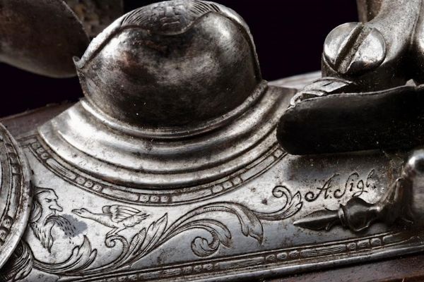 Interessante paio di pistole a pietra focaia con bellissimi fornimenti  - Asta Rare Armi Antiche e Armature da Tutto il Mondo - Associazione Nazionale - Case d'Asta italiane