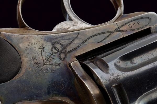 Revolver Francotte a percussione centrale  - Asta Rare Armi Antiche e Armature da Tutto il Mondo - Associazione Nazionale - Case d'Asta italiane