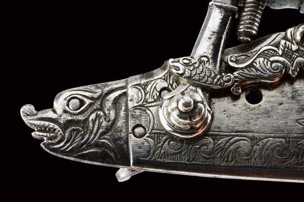 Elegante e rarissima batteria alla fiorentina a due cani  - Asta Rare Armi Antiche e Armature da Tutto il Mondo - Associazione Nazionale - Case d'Asta italiane