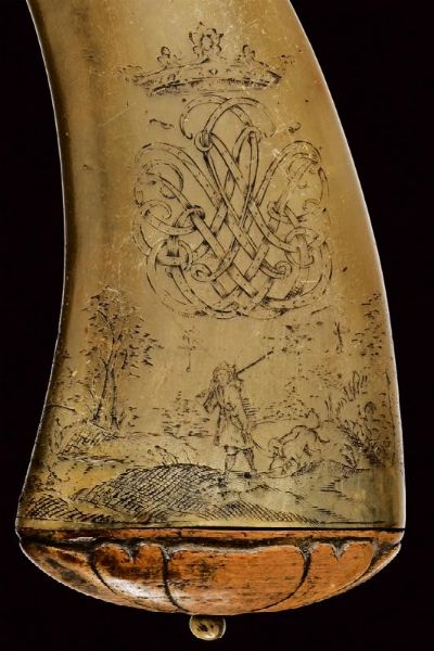 Fiasca da polvere di propriet nobile  - Asta Rare Armi Antiche e Armature da Tutto il Mondo - Associazione Nazionale - Case d'Asta italiane