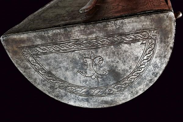 Fiasca da polvere in ferro  - Asta Rare Armi Antiche e Armature da Tutto il Mondo - Associazione Nazionale - Case d'Asta italiane