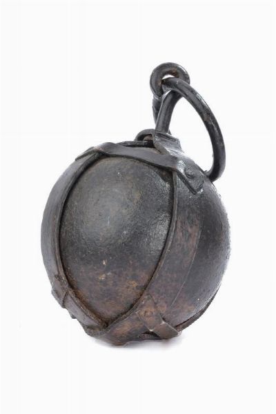 Pesante e rara palla da ceppo  - Asta Rare Armi Antiche e Armature da Tutto il Mondo - Associazione Nazionale - Case d'Asta italiane