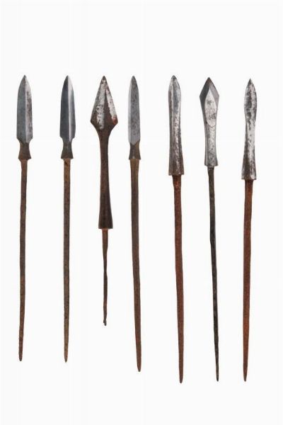 Lotto di sette yanone (punte di freccia)  - Asta Rare Armi Antiche e Armature da Tutto il Mondo - Associazione Nazionale - Case d'Asta italiane
