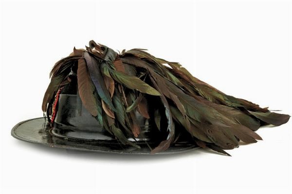 Moretto da bersaglieri per ufficiale umbertino, con piumetto  - Asta Rare Armi Antiche e Armature da Tutto il Mondo - Associazione Nazionale - Case d'Asta italiane