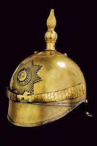 Elmo da servizio per ufficiale del reggimento Garde Du Corps, epoca Marija Fedorovna  - Asta Rare Armi Antiche e Armature da Tutto il Mondo - Associazione Nazionale - Case d'Asta italiane