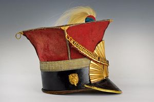 Chapka per compagnia di Stato Maggiore del 1 reggimento lancieri (trombettiere)  - Asta Rare Armi Antiche e Armature da Tutto il Mondo - Associazione Nazionale - Case d'Asta italiane