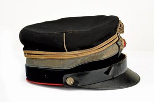 Berretto da tenente colonnello di fanteria della riserva  - Asta Rare Armi Antiche e Armature da Tutto il Mondo - Associazione Nazionale - Case d'Asta italiane