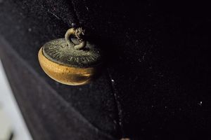 Rara uniforme da ufficiale medico della Croce Rossa  - Asta Rare Armi Antiche e Armature da Tutto il Mondo - Associazione Nazionale - Case d'Asta italiane