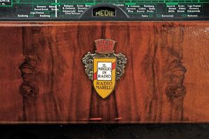 Grande Radio Marelli modello Assab  - Asta Rare Armi Antiche e Armature da Tutto il Mondo - Associazione Nazionale - Case d'Asta italiane
