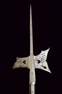 Rara alabarda traforata  - Asta Rare Armi Antiche e Armature da Tutto il Mondo - Associazione Nazionale - Case d'Asta italiane