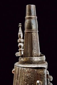 Fiasca da polvere in ferro  - Asta Rare Armi Antiche e Armature da Tutto il Mondo - Associazione Nazionale - Case d'Asta italiane
