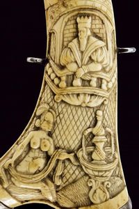 Bellissima fiasca da polvere in corno di cervo  - Asta Rare Armi Antiche e Armature da Tutto il Mondo - Associazione Nazionale - Case d'Asta italiane