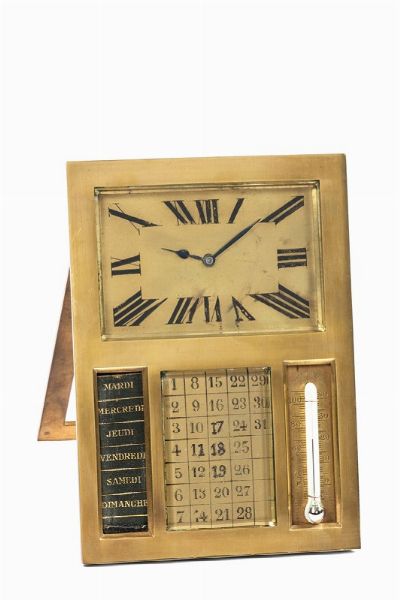 Anonimo. Orologio da tavolo in ottone dorato con termometro e calendario. Realizzato nel 1940 circa  - Asta Orologi da Polso e da Tasca - Associazione Nazionale - Case d'Asta italiane