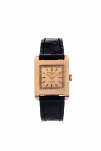 PATEK PHILIPPE - PATEK PHILIPPE & Co, Geneve,  per  Eberhard Milano. Raro, orologio da polso, di forma, in oro rosa 18K. Realizzato nel 1940 circa