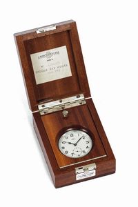 AURICOSTE - AURICOSTE, movimento No. 1024112. Raro, orologio cacciatorpediniere in acciaio. Realizzato nel 1940 circa. Accompagnato dalle scatole originali in legno e certificato di Revisione datato 1966