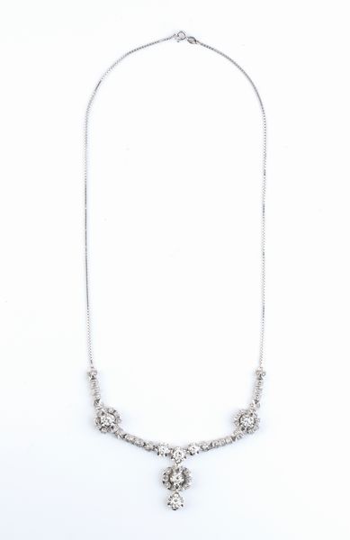 Collier in oro con diamanti - Anni '50  - Asta Gioielli e Argenti Moderni e Contemporanei - Associazione Nazionale - Case d'Asta italiane