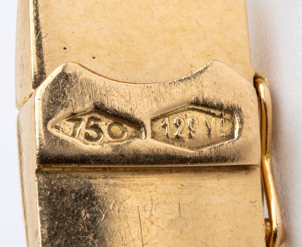 Girocollo con motivo a frangia in oro  - Asta Gioielli e Argenti Moderni e Contemporanei - Associazione Nazionale - Case d'Asta italiane