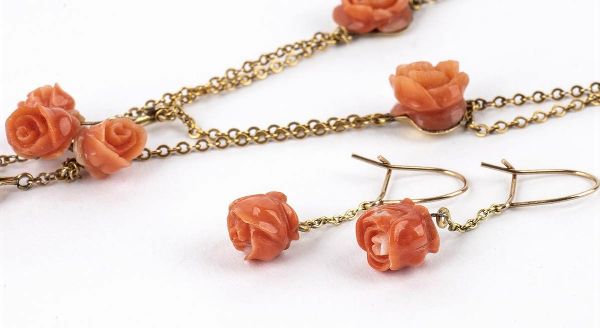 Demi parure italiana in oro e corallo Cerasuolo - inizio XX secolo  - Asta Gioielli e Argenti Moderni e Contemporanei - Associazione Nazionale - Case d'Asta italiane