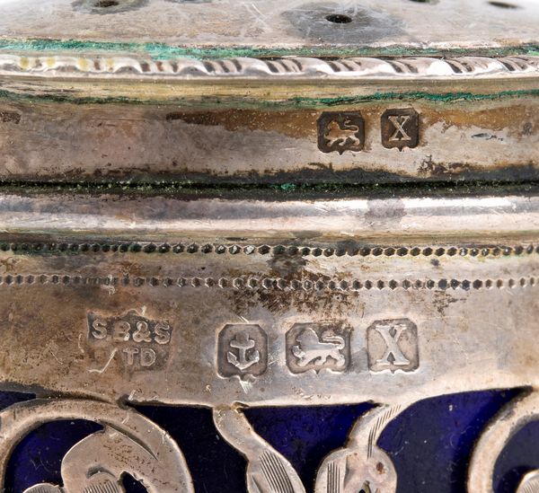 Sale e pepe in argento - Birmingham 1922  - Asta Gioielli e Argenti Moderni e Contemporanei - Associazione Nazionale - Case d'Asta italiane