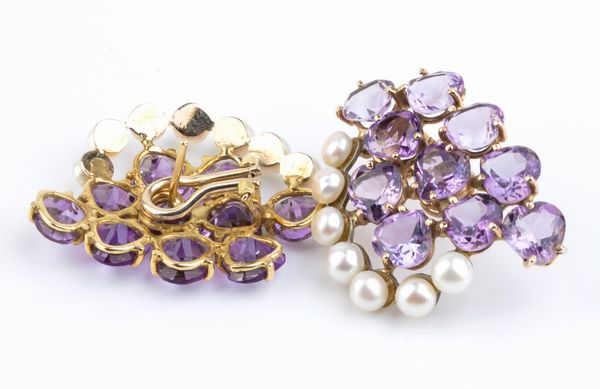 Orecchini in oro con ametiste e perle  - Asta Gioielli e Argenti Moderni e Contemporanei - Associazione Nazionale - Case d'Asta italiane