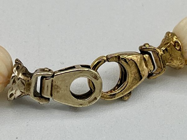 Girocollo con corallo ed oro  - Asta Gioielli e Argenti Moderni e Contemporanei - Associazione Nazionale - Case d'Asta italiane