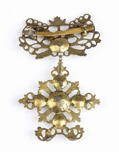 Croce pendente in argento - Oreficeria siciliana del XVIII secolo  - Asta Gioielli e Argenti Moderni e Contemporanei - Associazione Nazionale - Case d'Asta italiane