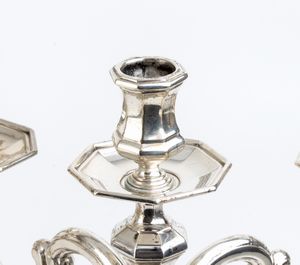 Coppia di candelieri in argento - italia, anni '50, argentieri Ermindo e Franco Pampaloni  - Asta Gioielli e Argenti Moderni e Contemporanei - Associazione Nazionale - Case d'Asta italiane