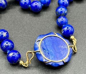 Parure con girocollo ed orecchini in lapislazzuli  - Asta Gioielli e Argenti Moderni e Contemporanei - Associazione Nazionale - Case d'Asta italiane