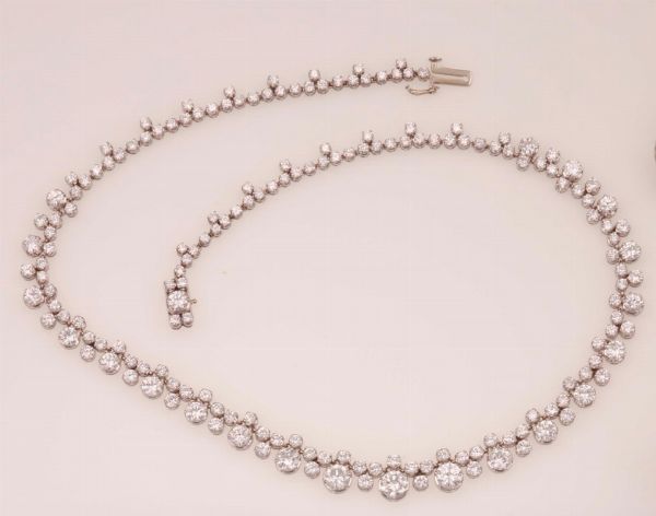 Girocollo con diamanti taglio brillante per ct 22,50 circa  - Asta Fine Jewels - Associazione Nazionale - Case d'Asta italiane