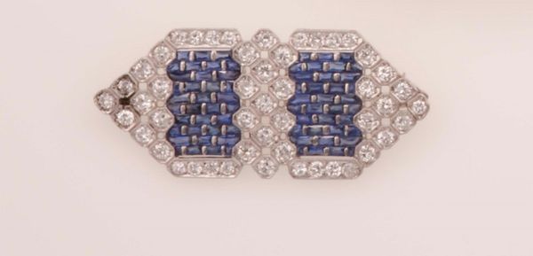 Spilla con zaffiri Sri Lanka e diamanti  - Asta Fine Jewels - Associazione Nazionale - Case d'Asta italiane