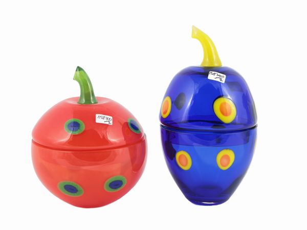 Due contenitori a forma di frutto Barovier & Toso della serie B.A.G  - Asta Colori e Forme. Una collezione Barovier&Toso - Associazione Nazionale - Case d'Asta italiane