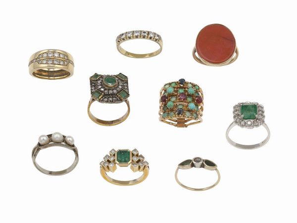 Lotto composto da nove anelli con gem-set  - Asta Gioielli - Associazione Nazionale - Case d'Asta italiane