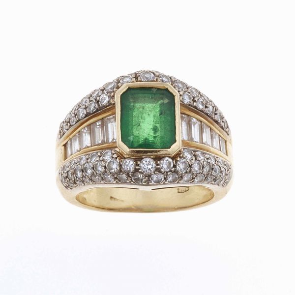 Anello con smeraldo di ct 1.80 circa e diamanti  - Asta Gioielli - Associazione Nazionale - Case d'Asta italiane
