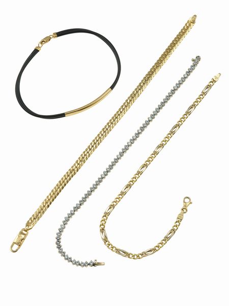 Lotto composto da 15 anelli, 6 collane, 2 spille, 1 paio di orecchini, 7 pendenti e 4 bracciali  - Asta Gioielli - Associazione Nazionale - Case d'Asta italiane