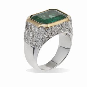 Anello con smeraldo e diamanti  - Asta Gioielli - Associazione Nazionale - Case d'Asta italiane