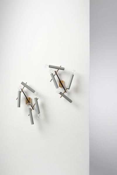 TORLASCO OSCAR (1934 - 2004) : Coppia di lampade da parete mod. 502/4 per Lumi, Milano  - Asta Asta 447 | DESIGN E ARTI DECORATIVE DEL NOVECENTO Online - Associazione Nazionale - Case d'Asta italiane