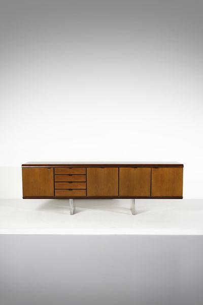 VON KLIER HANS (1934 - 2000) : Credenza per Skipper, Italia  - Asta Asta 447 | DESIGN E ARTI DECORATIVE DEL NOVECENTO Online - Associazione Nazionale - Case d'Asta italiane